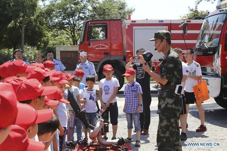 Safety Education Held for Children in E China's Jiangsu